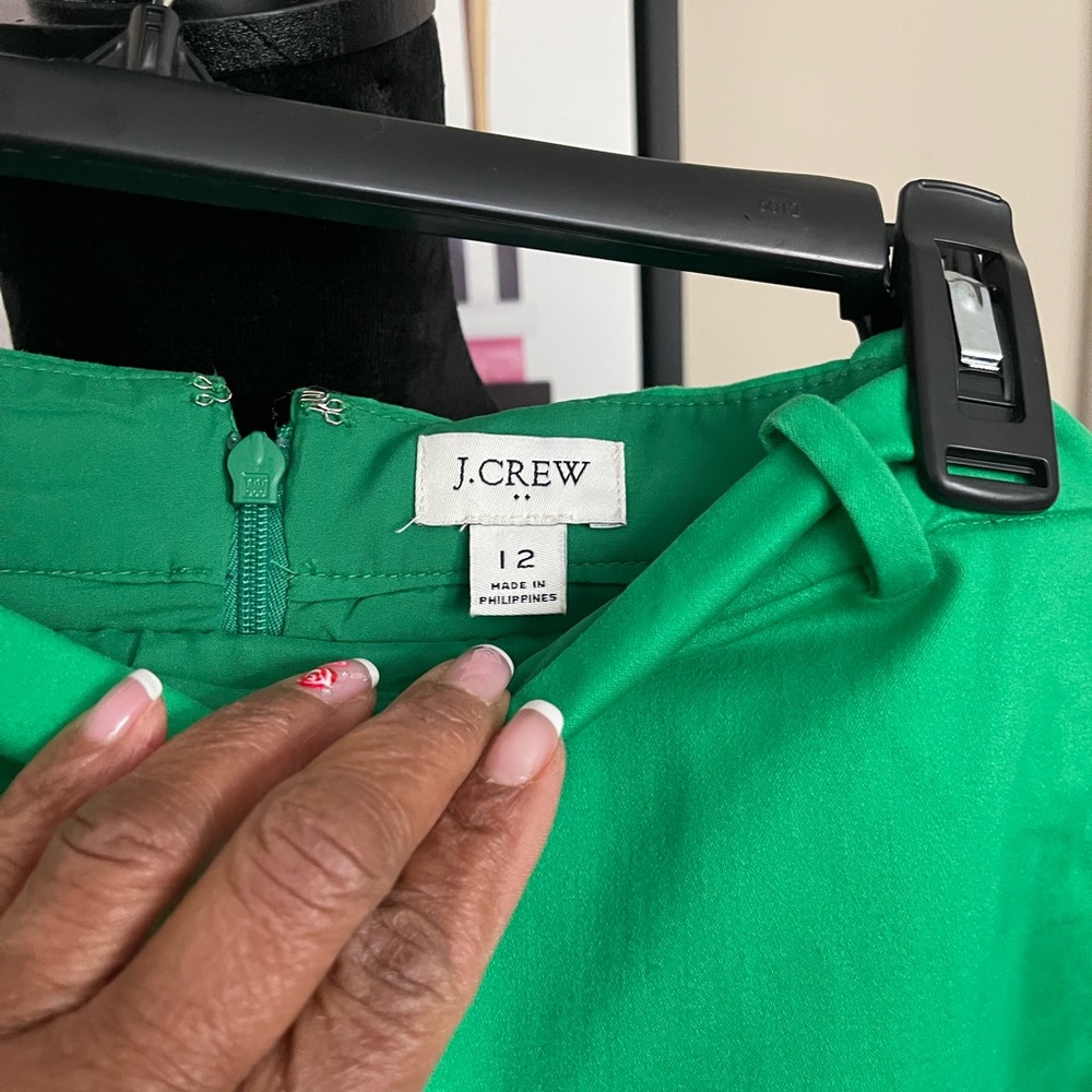J Crew skirt in preppy green of Kelly green as we used to say back in the day!